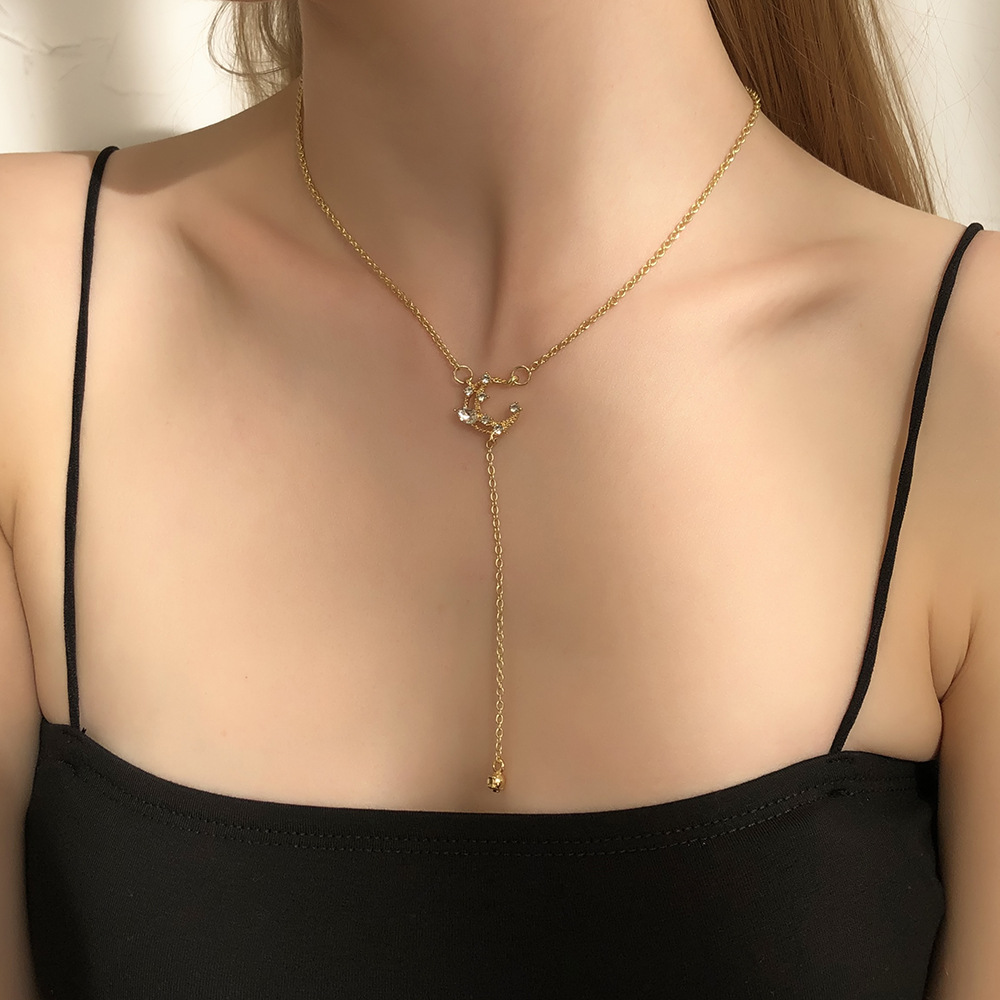 Rhinestone Necklace Moon Single Layer Geometric Micro-inlaid Necklace
