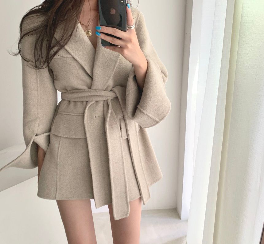 Title 3, Thin long sleeve woolen coat