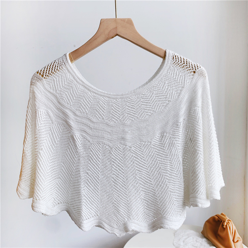 شال صوف محبوك مع زخارف صيفية متناسقة