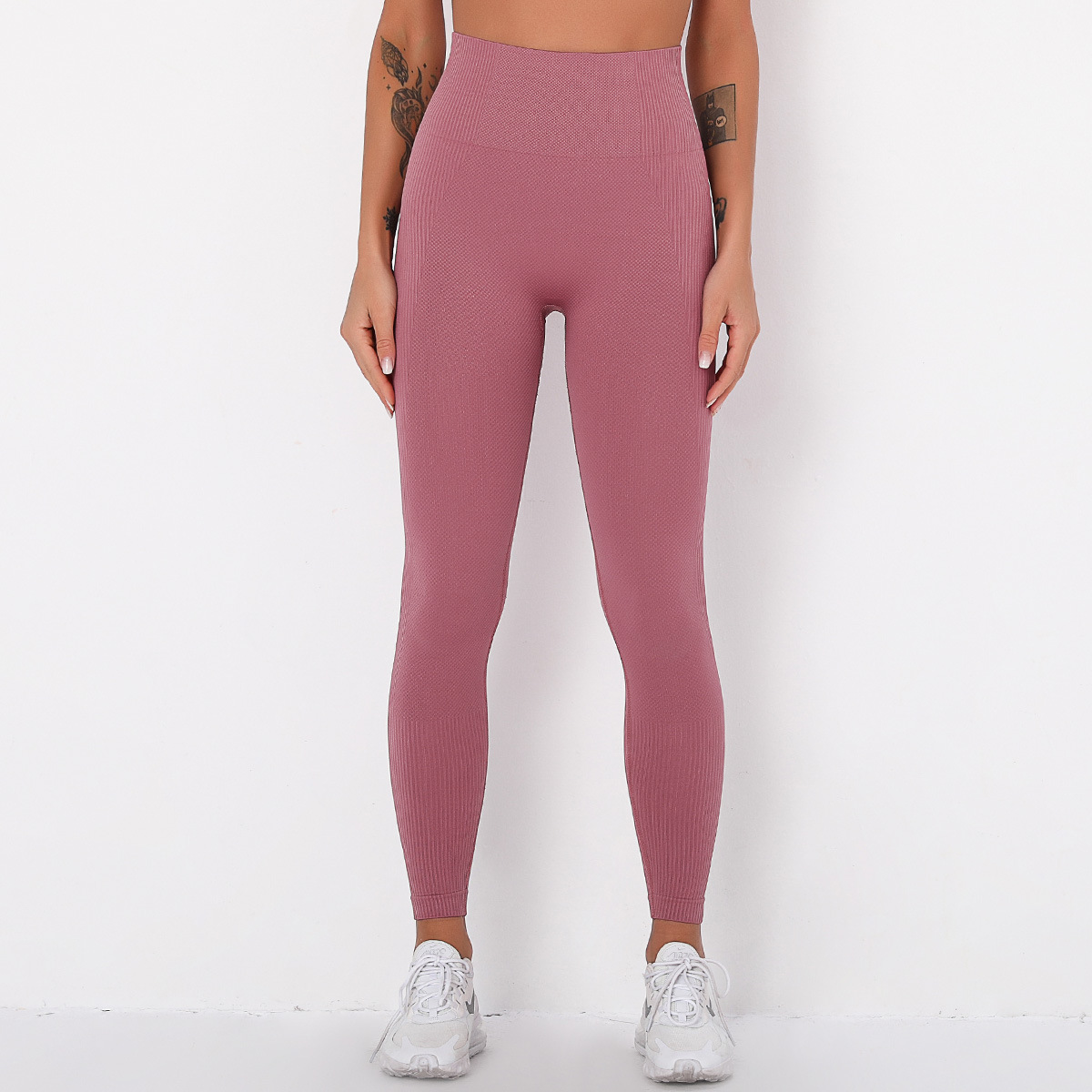 Seamless Solid Color Striped Hip Wicking Yoga Pants