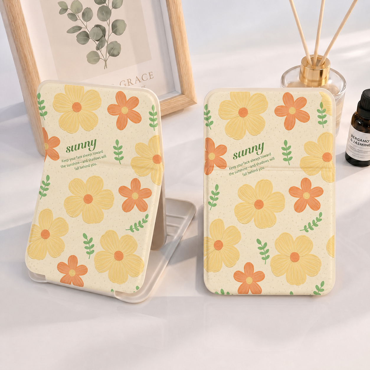 Cute Cartoon Floral Folding Compact Mirror, PU Leather Standable Pocket Makeup Mirror, Portable Travel Cosmetic Mirror For Girls Gift Wholesale Custom