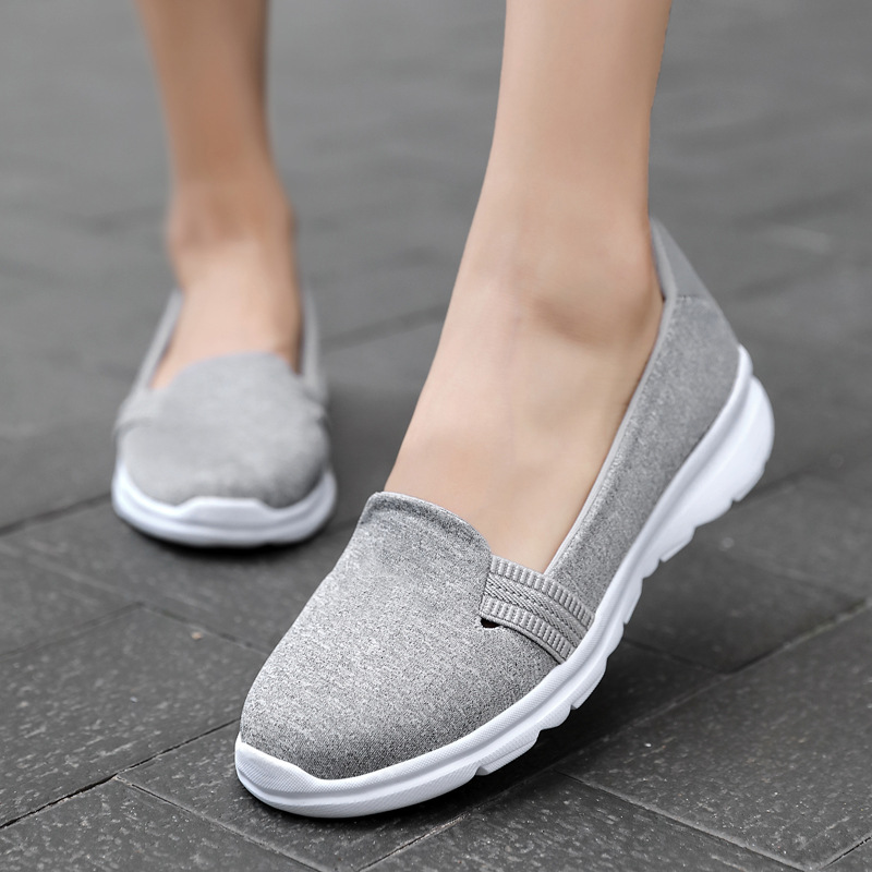 Soft Mesh Shoes Breathable Slip On Lazy Shoes Loafers Women