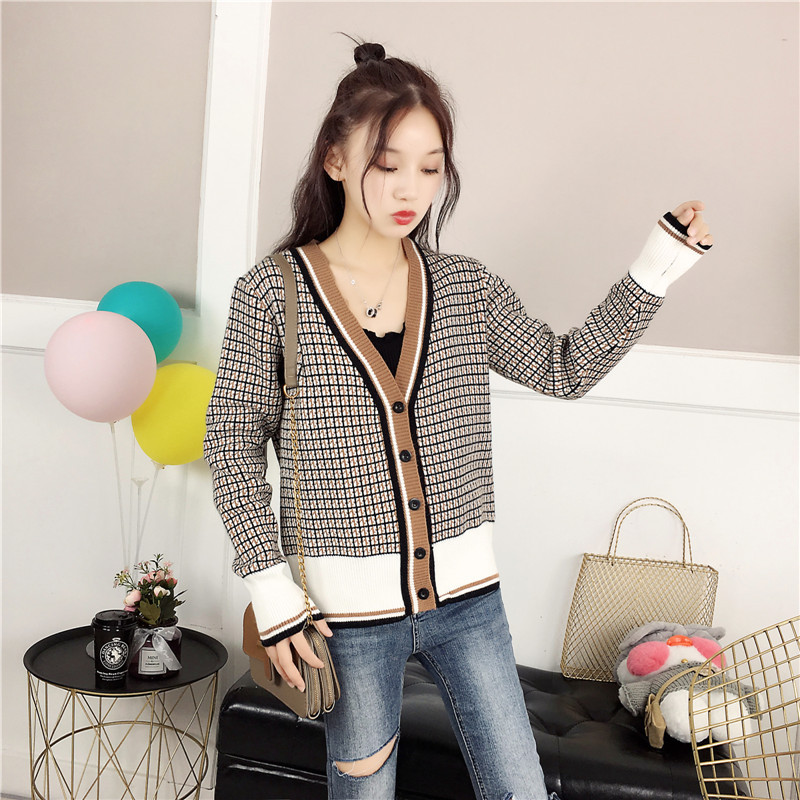 Title 4, Short loose student jacket sweater cardigan