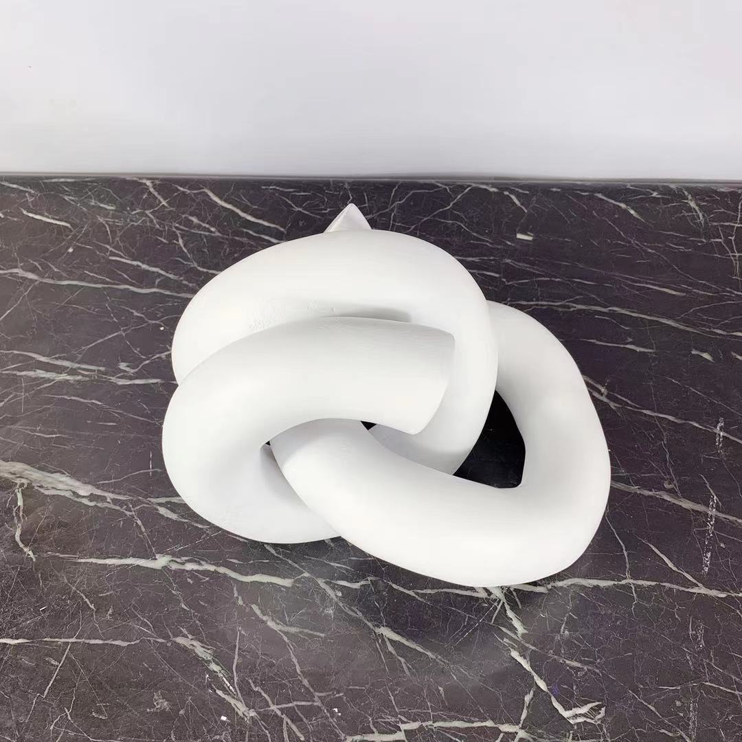 White winding paperweight ornaments