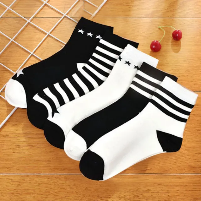 Autumn And Winter New Preppy Style Cotton Women's Socks Star Stripes Black And White Xingx - Shop at LoveMi