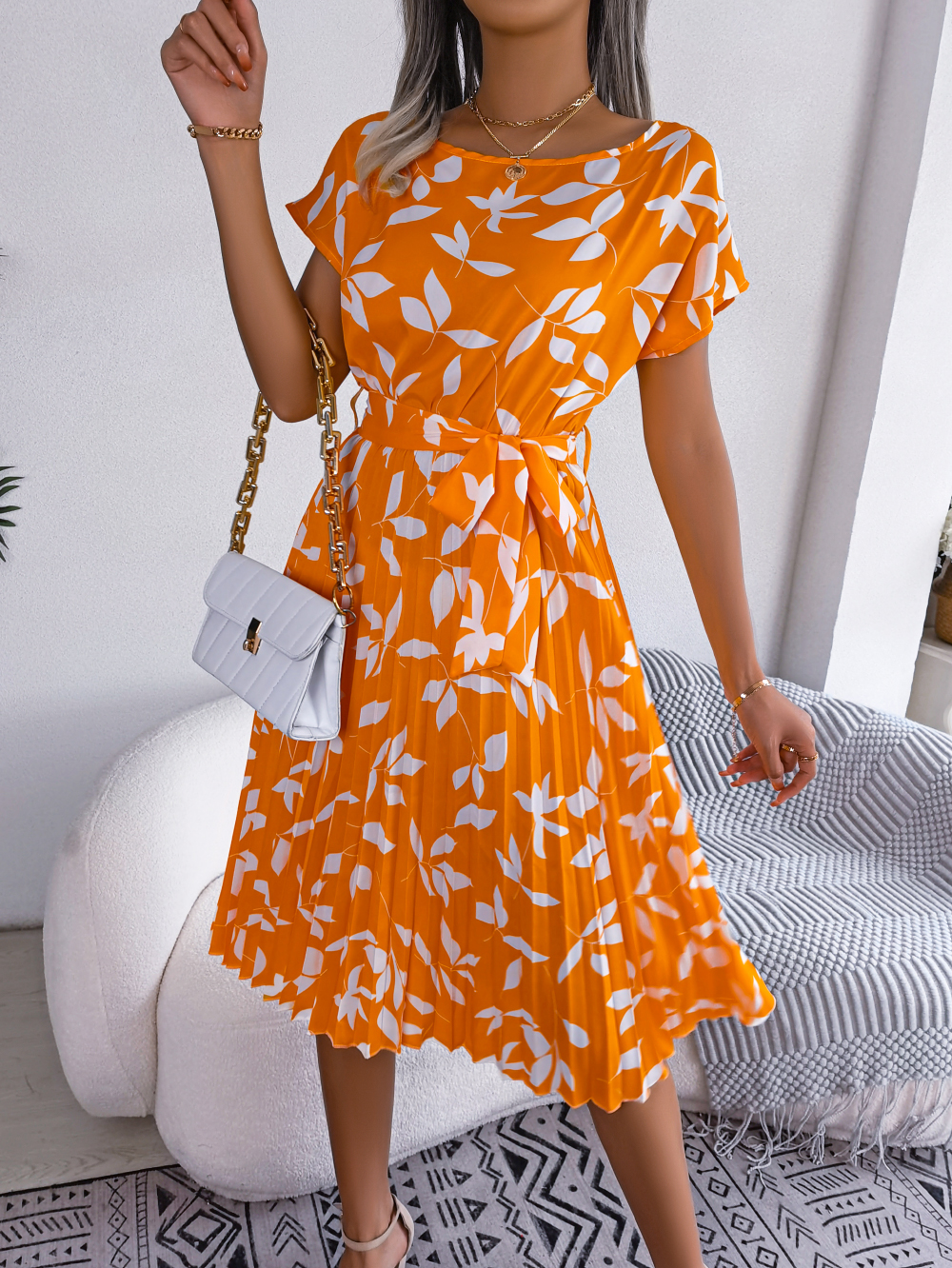 Women’s Casual Leaf Print Short Sleeve Flowy Pleated Dress