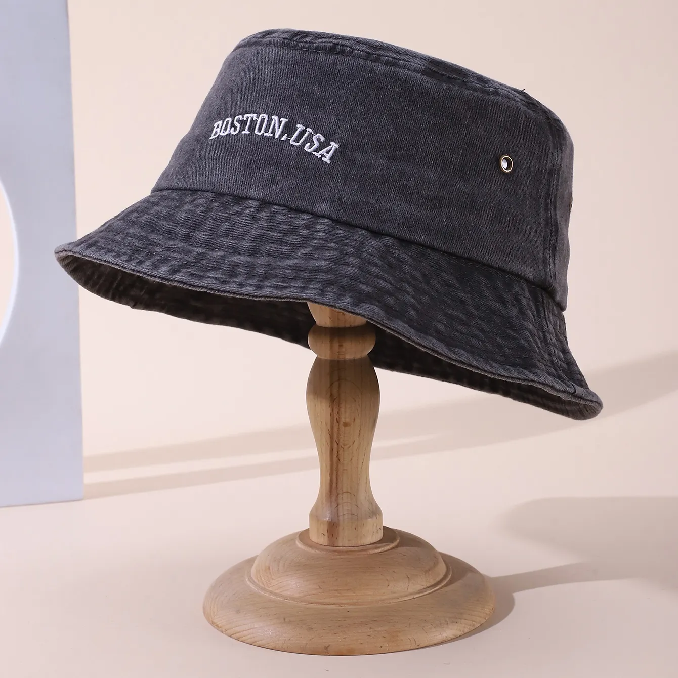 Single-color BOST Embroidered Washed-out Distressed Korean-style Simple