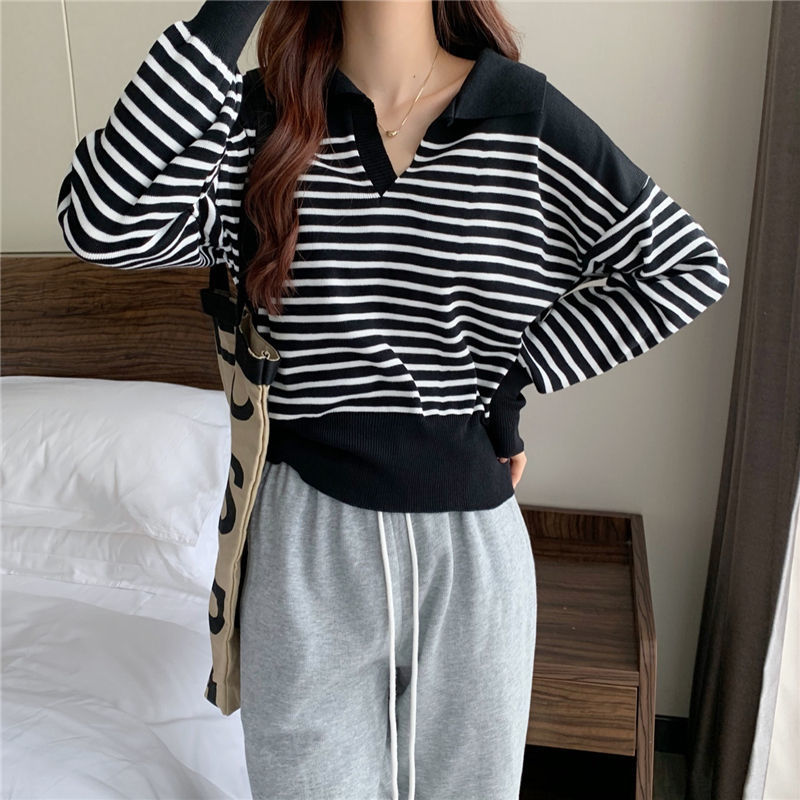 Title 4, Striped Short Long-sleeved Sweater Lapel Cover