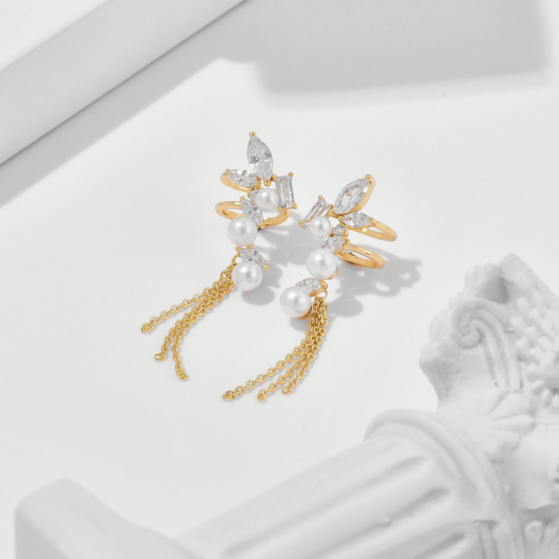 Temperament Celebrity Pearl Ear Clip