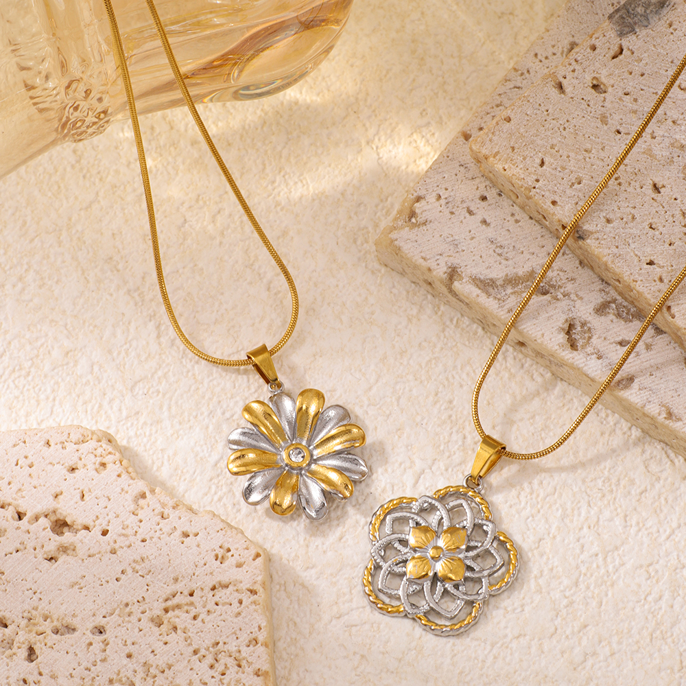 Two-Tone Flower Pendant Necklace