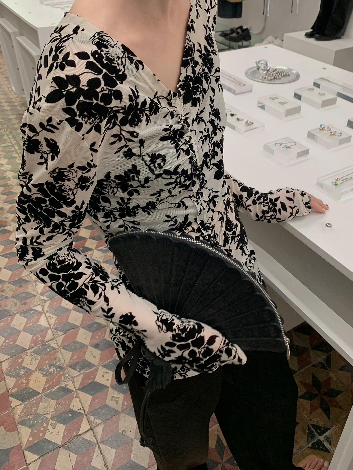 Spring New Flocking Long-sleeved T-shirt Women's Floral Top