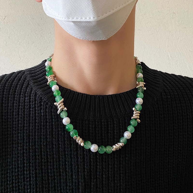 Title 5, Nieuwe Chinese stijl doorn Jade parelketting