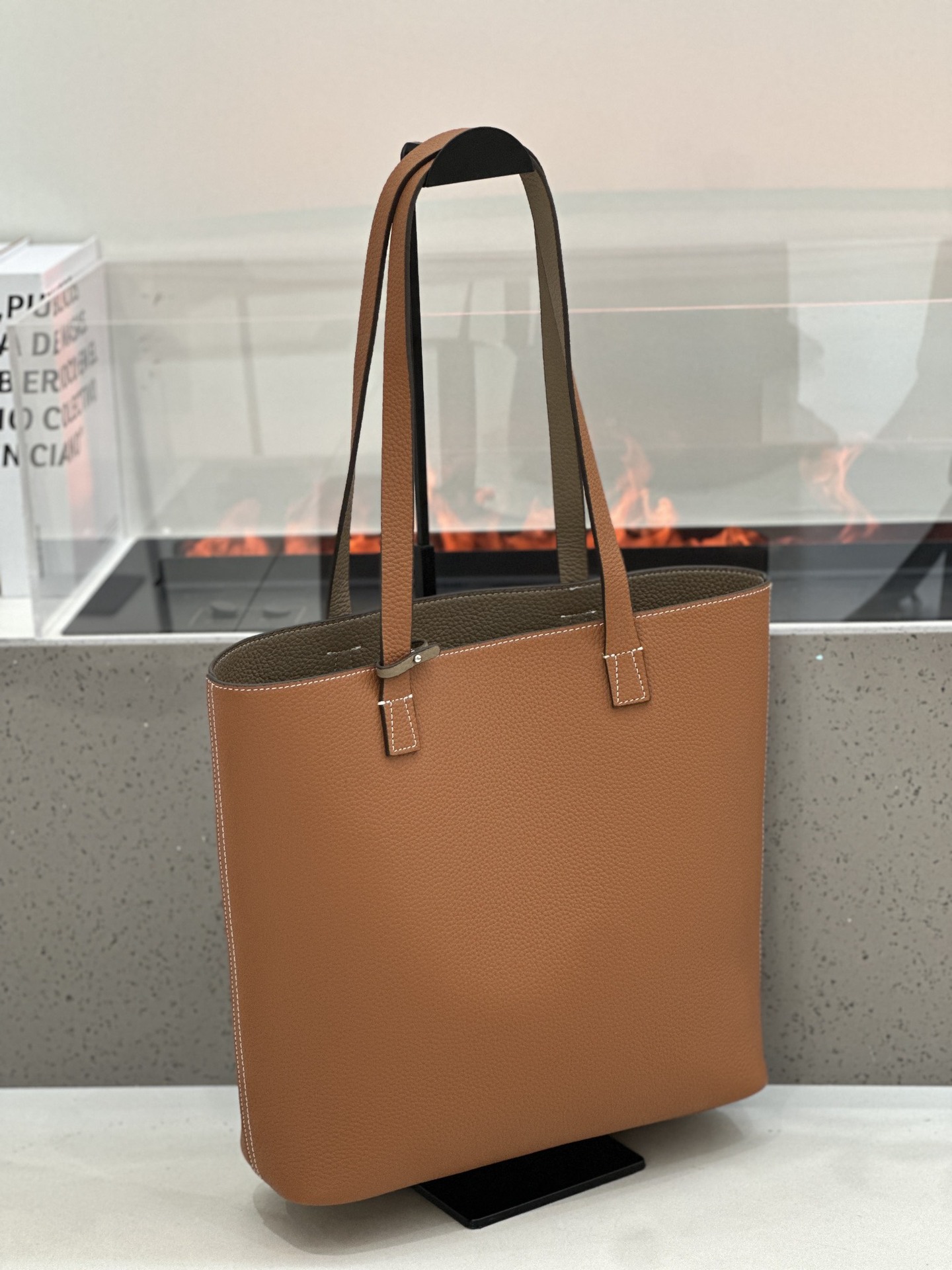 2026 New Korean Style Double-Sided Shoulder Bag TC Top Layer Cowhide Bucket Bag Large Capacity Open-Top Underarm Bag 9