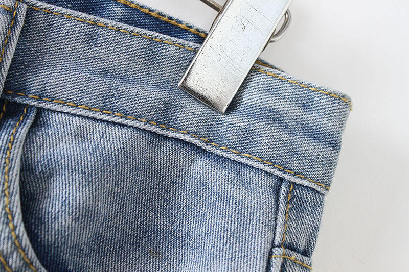 Title 4, Denim rok met onregelmatige hoge taille en heup...