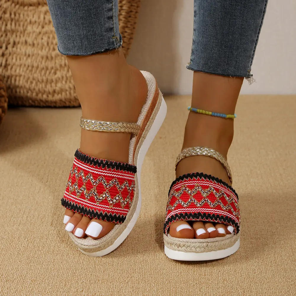 New Color-blocked Wave-patterned Sandals Summer Fashion Wedges Slippers Outdoor