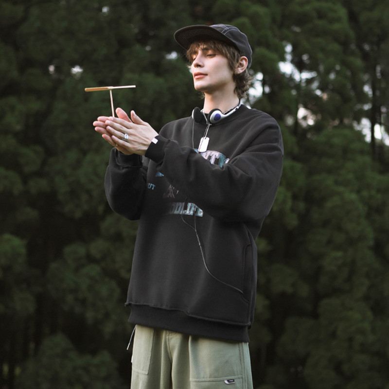 Fleece Snow Mountain Letter Chameleon Printed Sweater