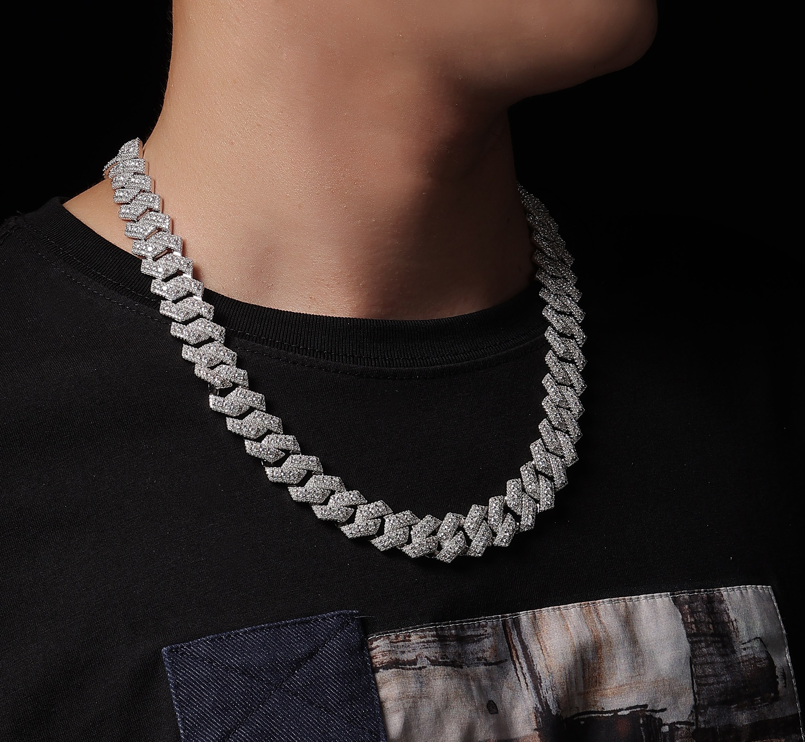 Jinba Legend Set Embellished With Top-quality Moissanite, This Luxurious And Fashionable Light Luxury Trend Jewelry Includes Silver Pendant Necklace, Collar Chain, And S925 Silver Electroplated With