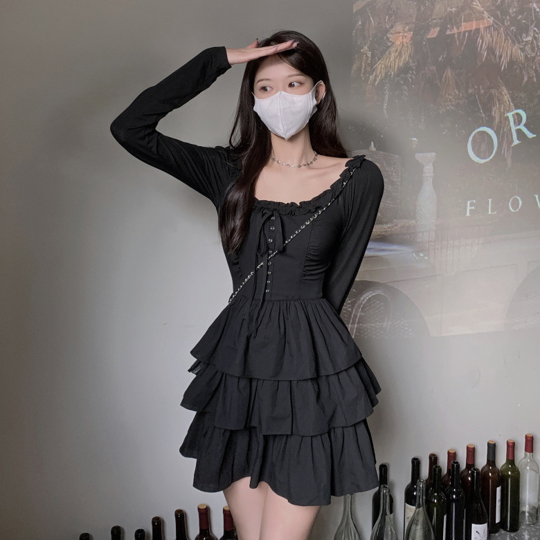 Women's Sweet Square Neck Long Sleeve Black Dress