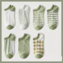 D-One Size-10 Pairs