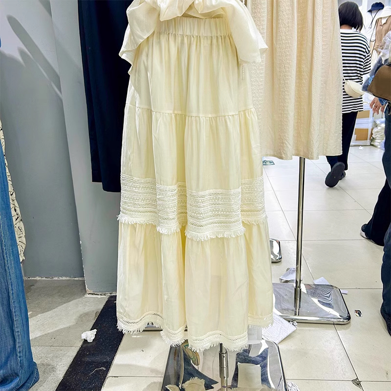 Cream Skirt - One Size Dimensions