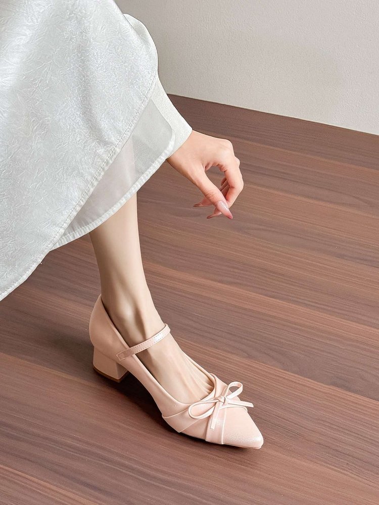 Block Heel Mary Jane Pumps