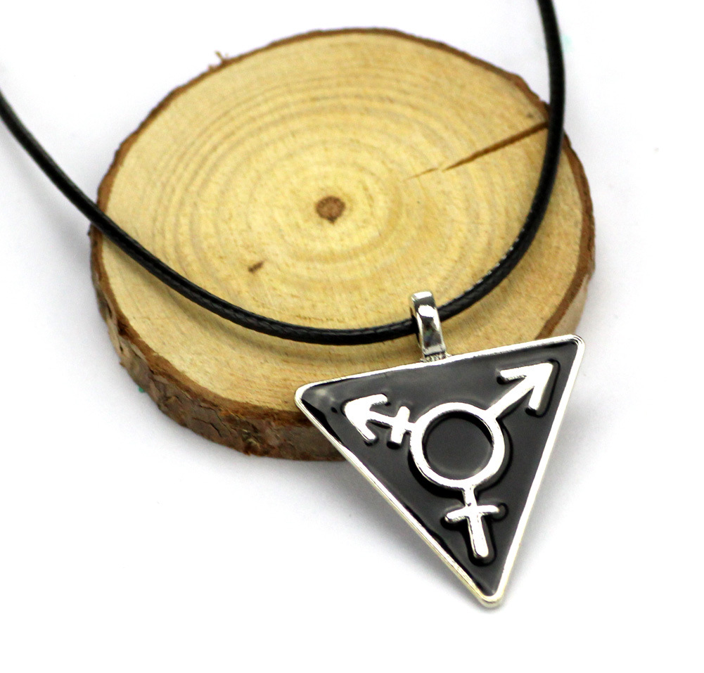 triangle pendant necklace