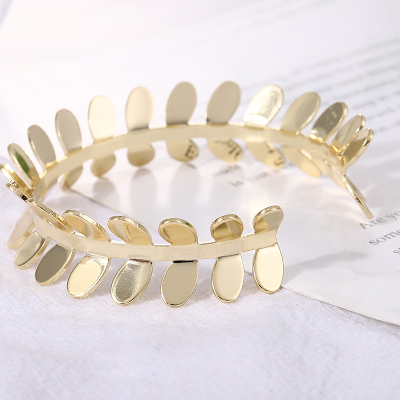 Fashion Women's Copper Gold Leaf Bracelet