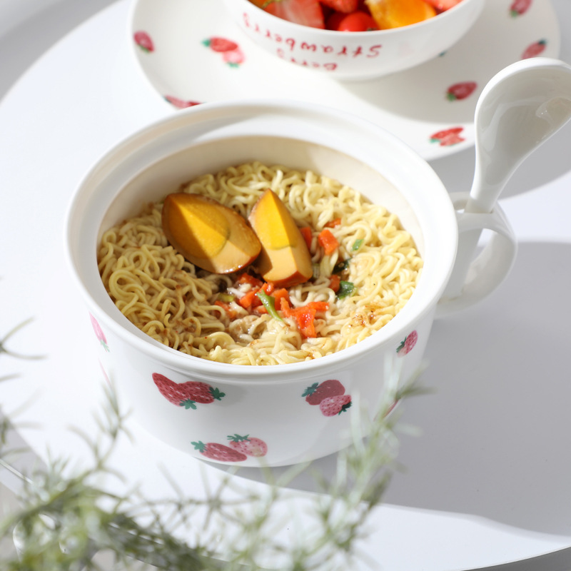 Strawberry Instant Noodle Bowl With Lid Ceramic Warming Tableware