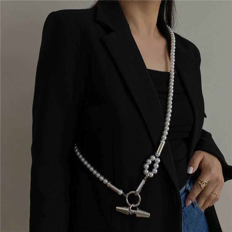 Title 3, Crossbody Chain Pearl Western Fitting Belt