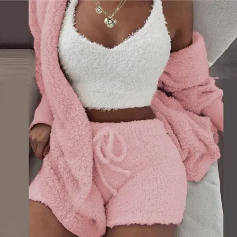 3 Pieces of Fashionable Ladies Plush Home Clothes