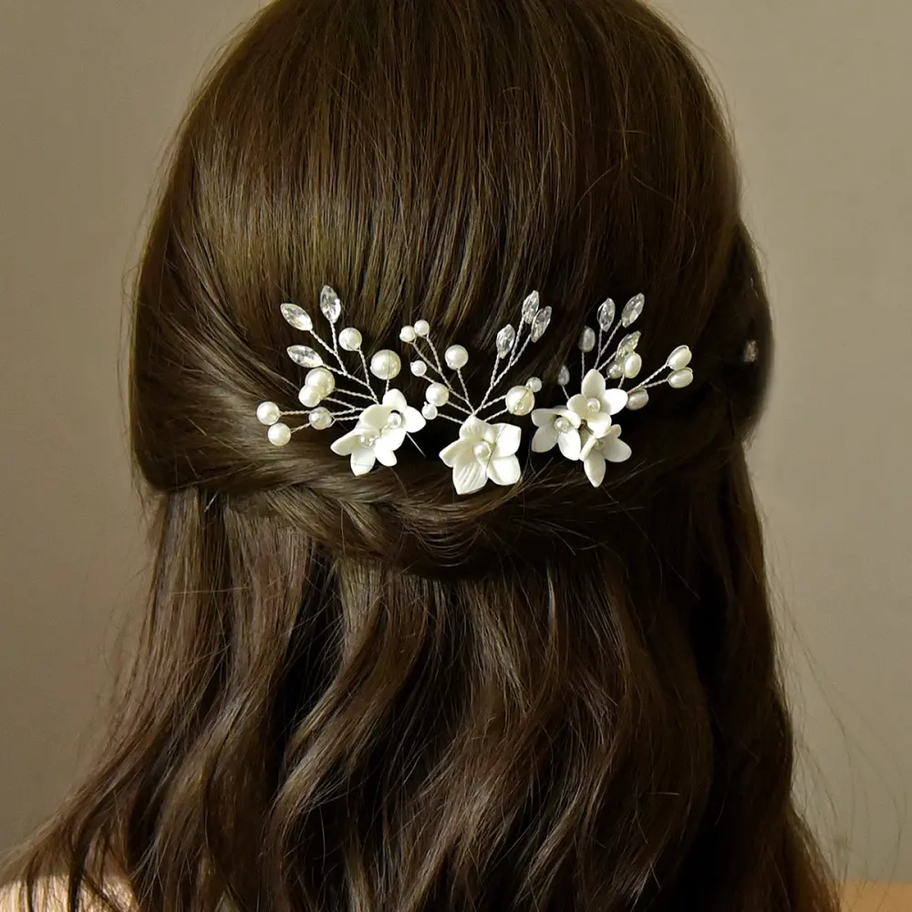 Three Sets of White Flower U Shaped Hairpins