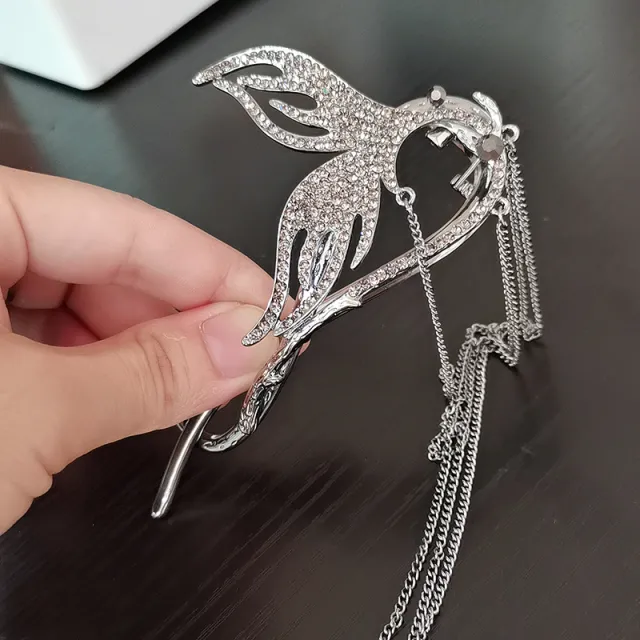 High grade Metal Hairpin Fringed Disc Gun Black Fox Tail Twist Clip - Shop at LoveMi