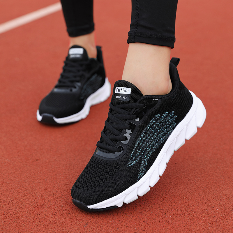 Men's And Women's Flying Woven Breathable Running Shoes Couple's Casual Sneakers — foto 17