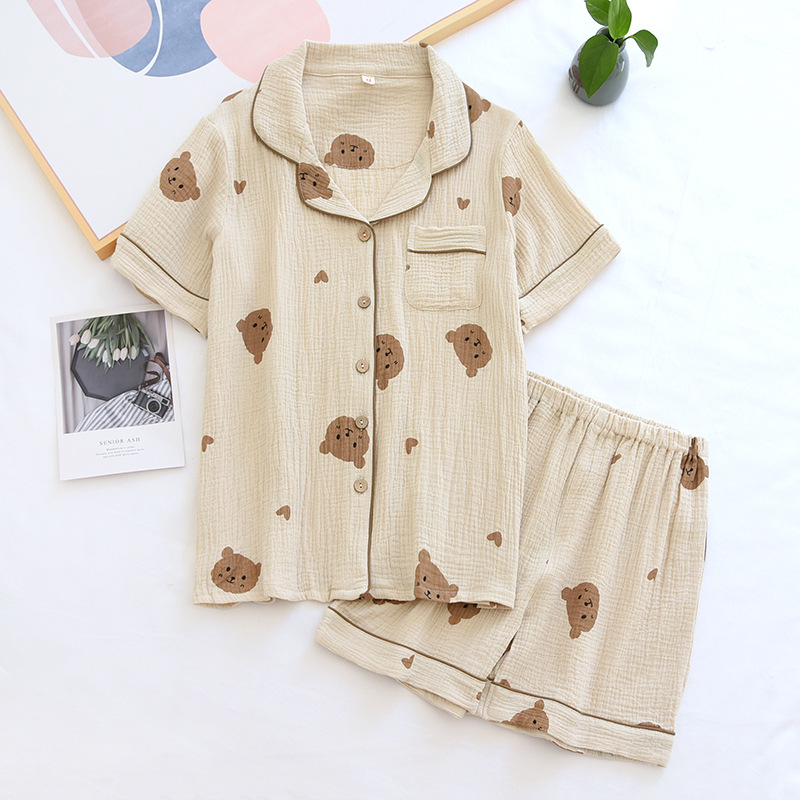 Title 5, Terno Bear Love com gola e shorts de manga curta