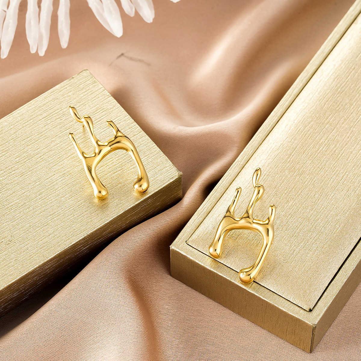 Style 14-1 Pair preview