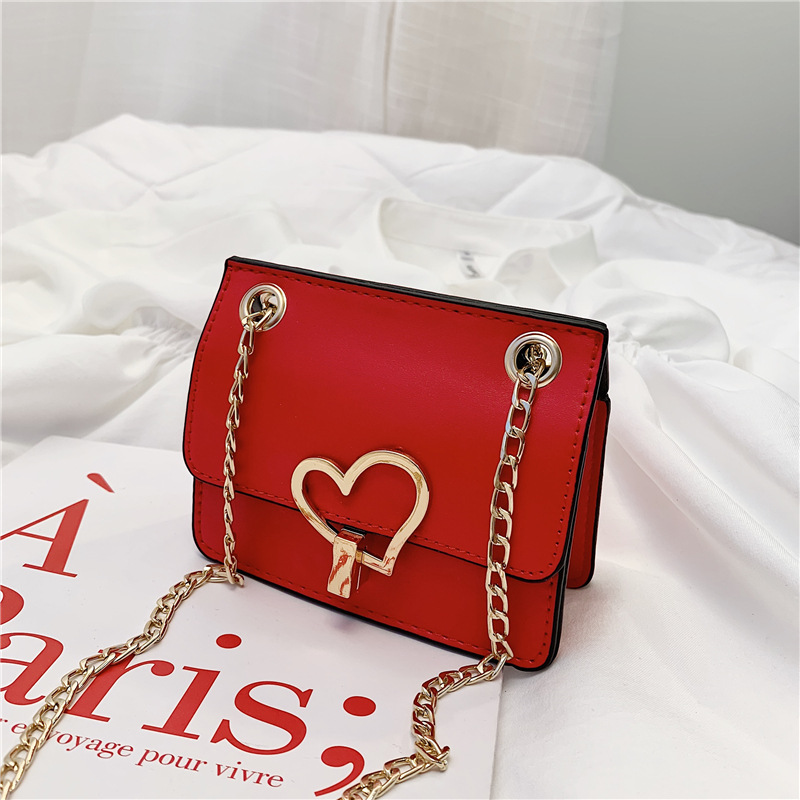 Children's Solid-color Shoulder Bag Fashion Love Hardware Decoration