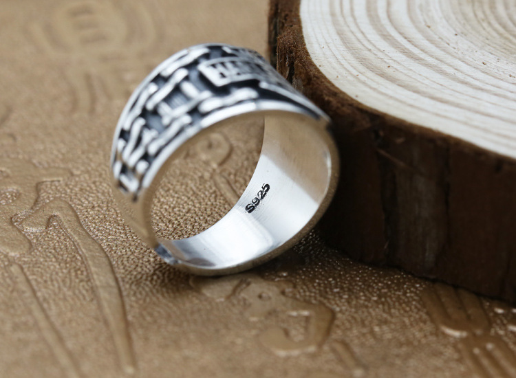 Title 5, Ring Thai Silver Vintage Men