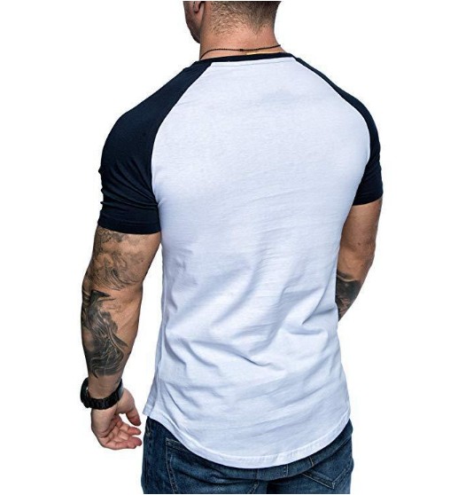 Title 3, Camiseta masculina de manga curta raglan com go...