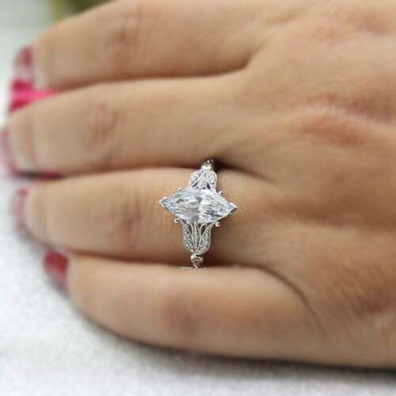 Hearts And Arrows Super Flash Horse Eye Zircon Ring Women