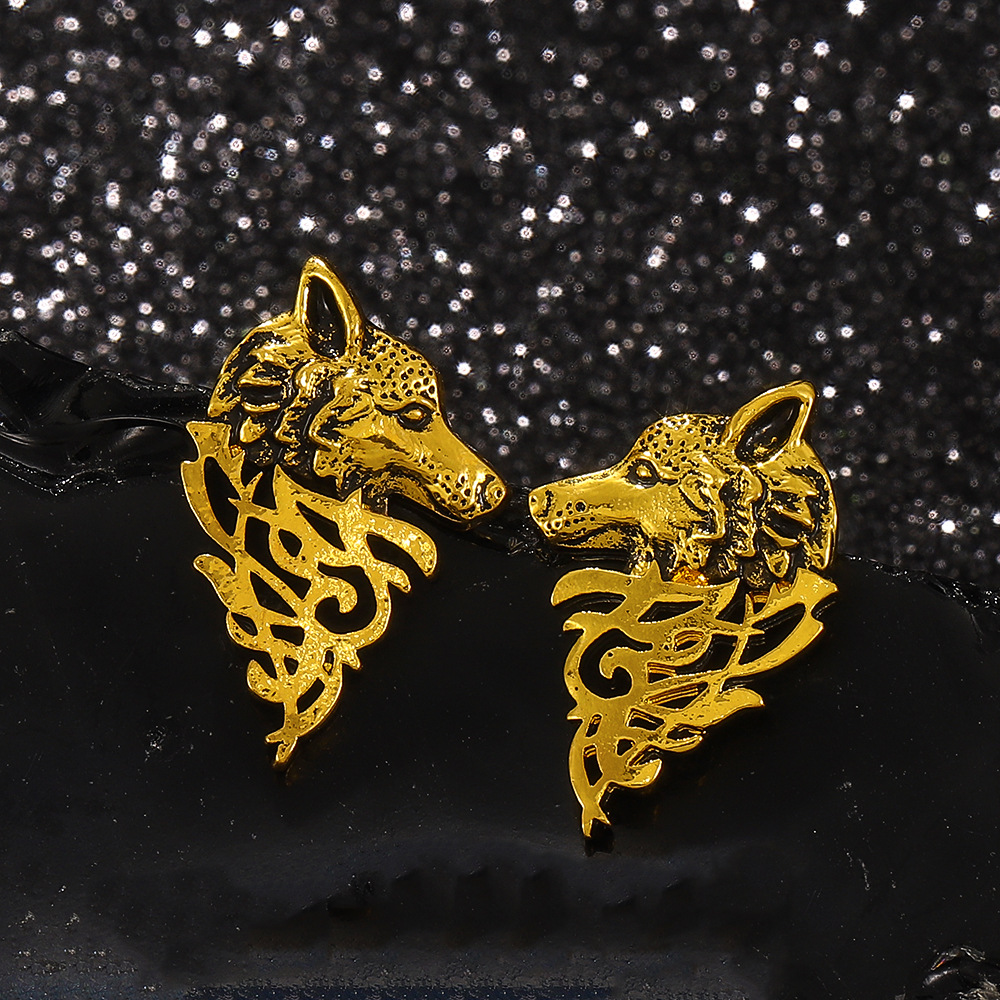 Title 4, Womens Retro Domineering Wolf Head Earrings