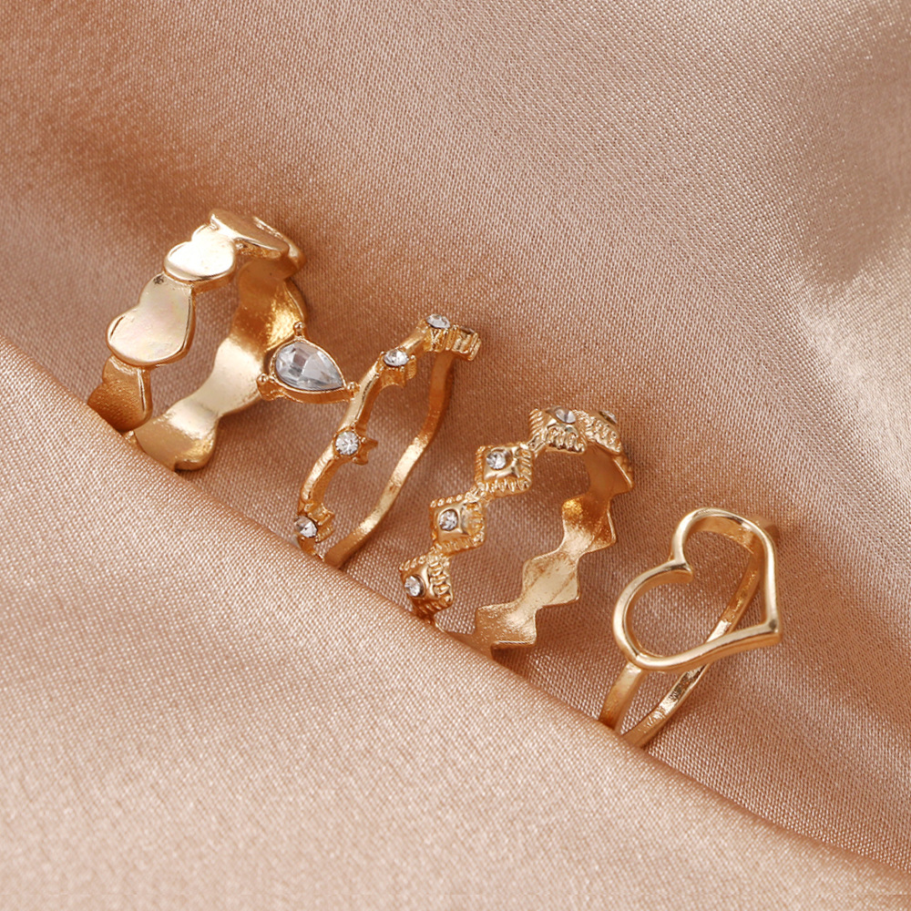 Love Heart-shaped Diamond Geometric Golden Ring Set