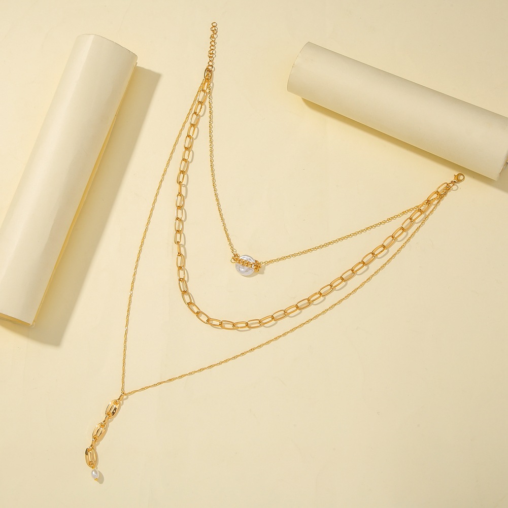 Title 5, Baroque Shaped Pearl Necklace Pig Nose Chain El...