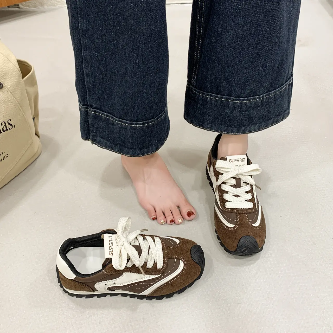 Women's 2026 New Vintage Lace-Up German Trainers, Foot-Slimming Casual Retro Running Sneakers