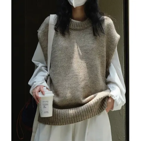 Wool Round-neck Knitted Waistcoat