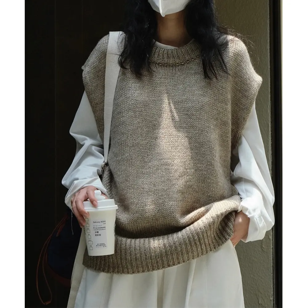 Wool Round-neck Knitted Waistcoat