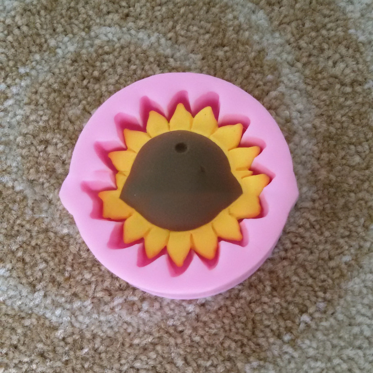 Fondant Cake Baking Liquid Silicone Cake Mold Sun Flower Handmade Soap