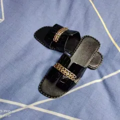 Beach Casual Flat Heel Chain One-line Women's Sandals - Black - View 1