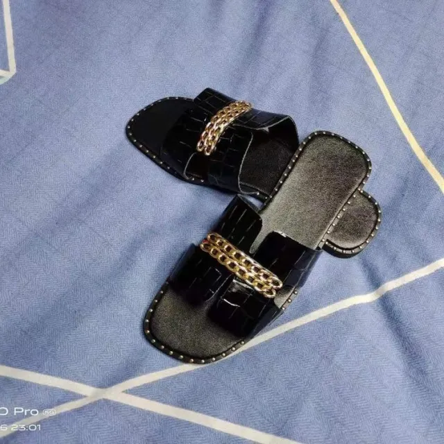 Beach Casual Flat Heel Chain One line Women's Sandals Black - Shop at LoveMi