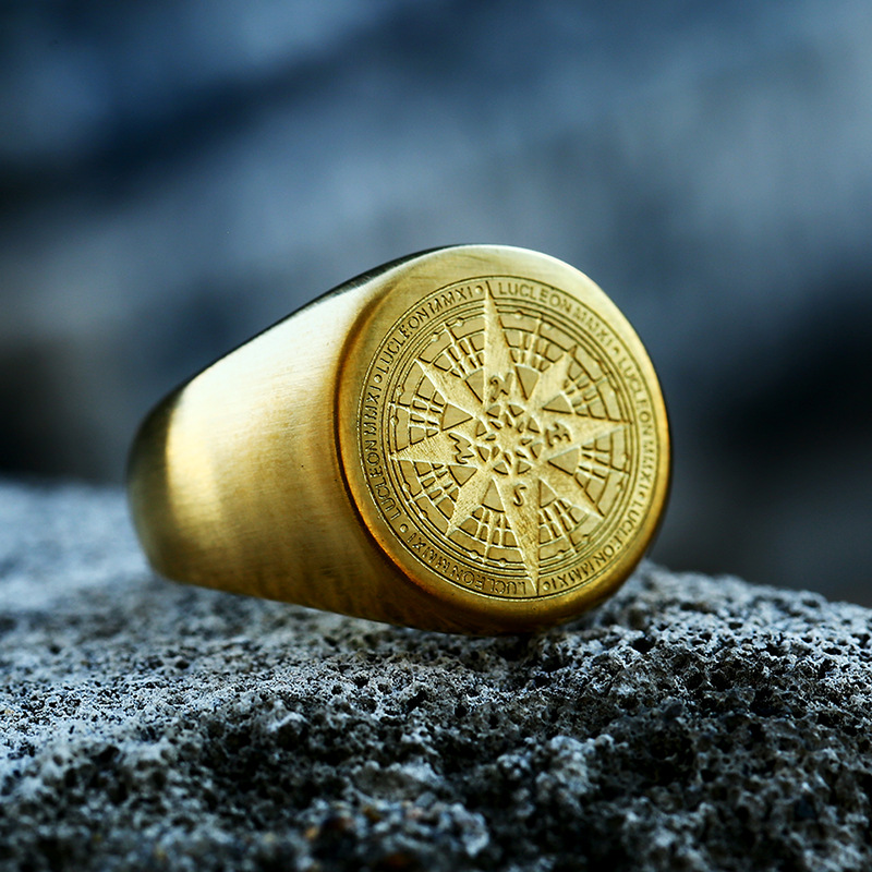 Title 4, Anillo de brújula de acero inoxidable para hombre