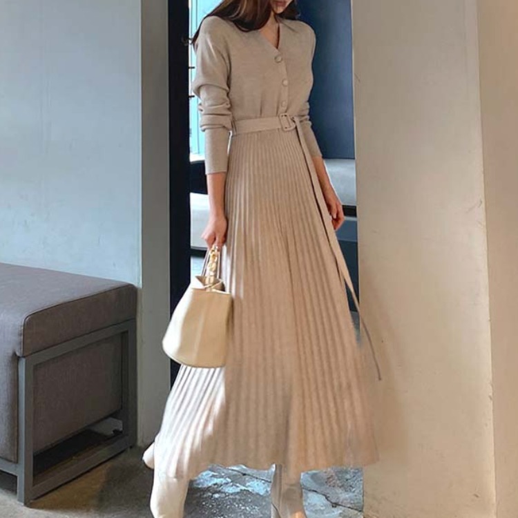 V-Neck Pleated Midi Dress, picture 4 of 5